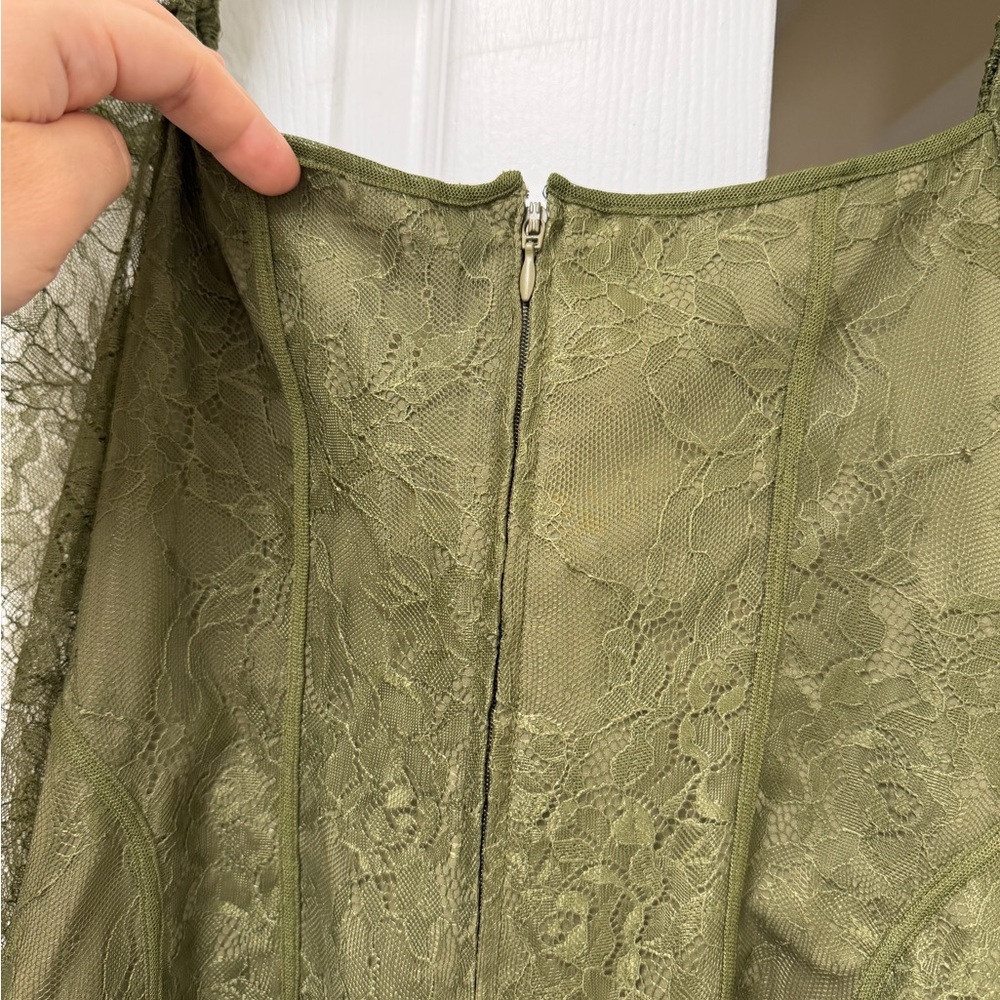 NWT Chelsea & Violet Laura Olive Green Lace Corset Tie Front Fitted Blouse 2 - Picture 10 of 10